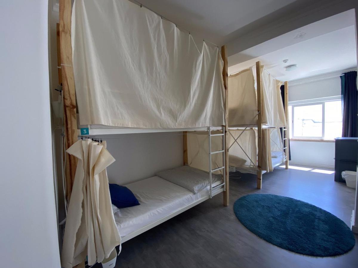 Surfer's Den Hostel Ericeira